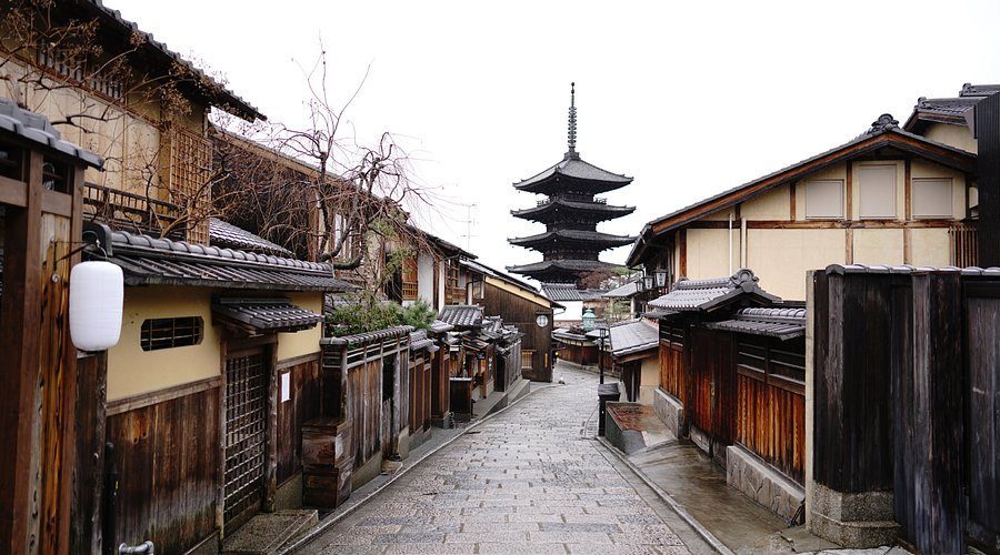 Ninenzaka slope Kyoto old street