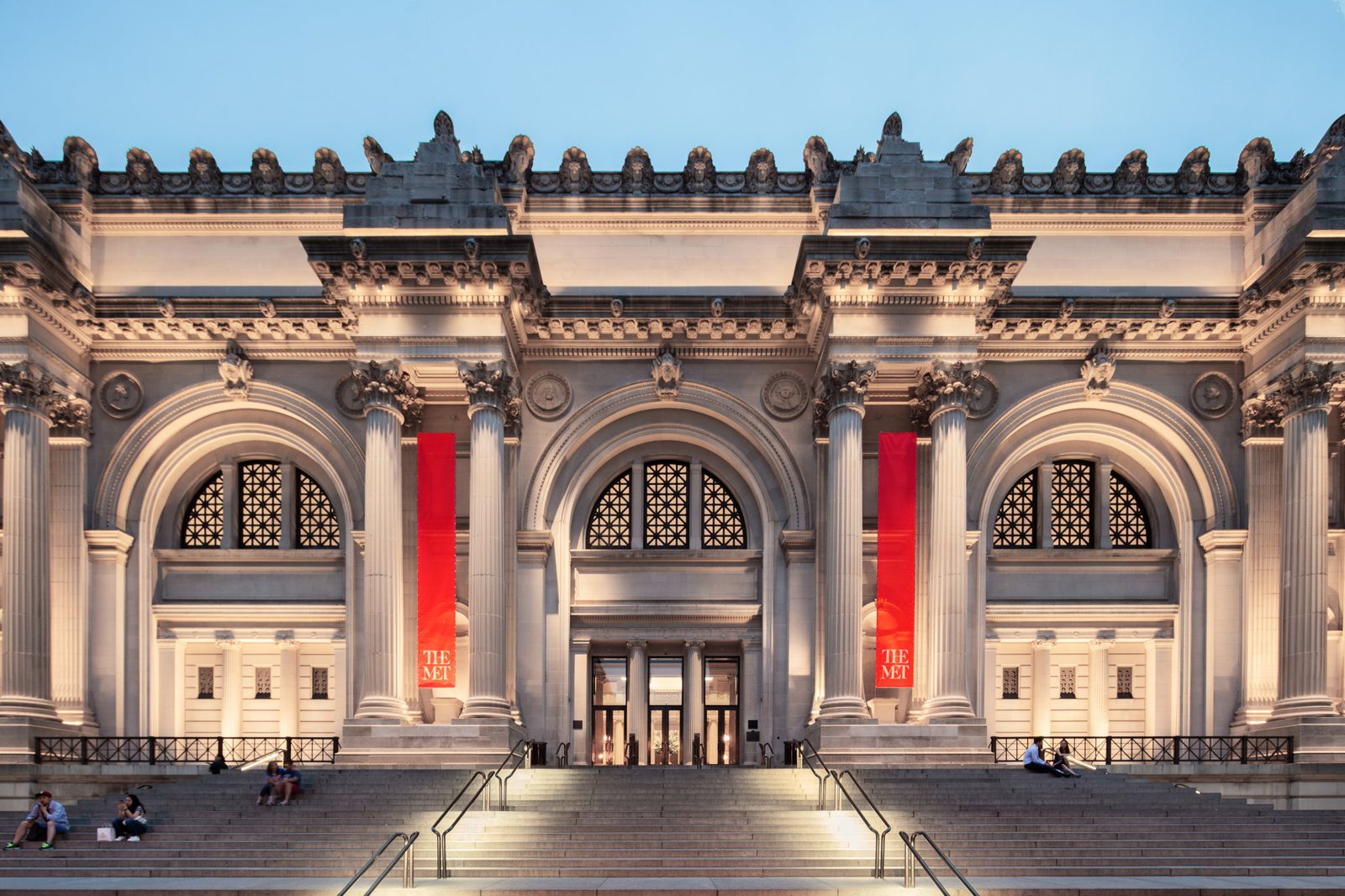 Metropolitan Museum of Art facade New York