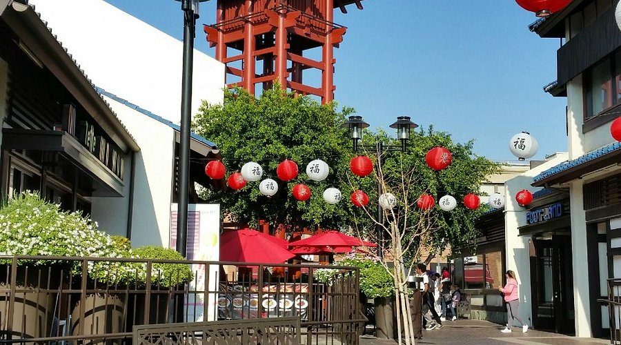 Little Tokyo Los Angeles street
