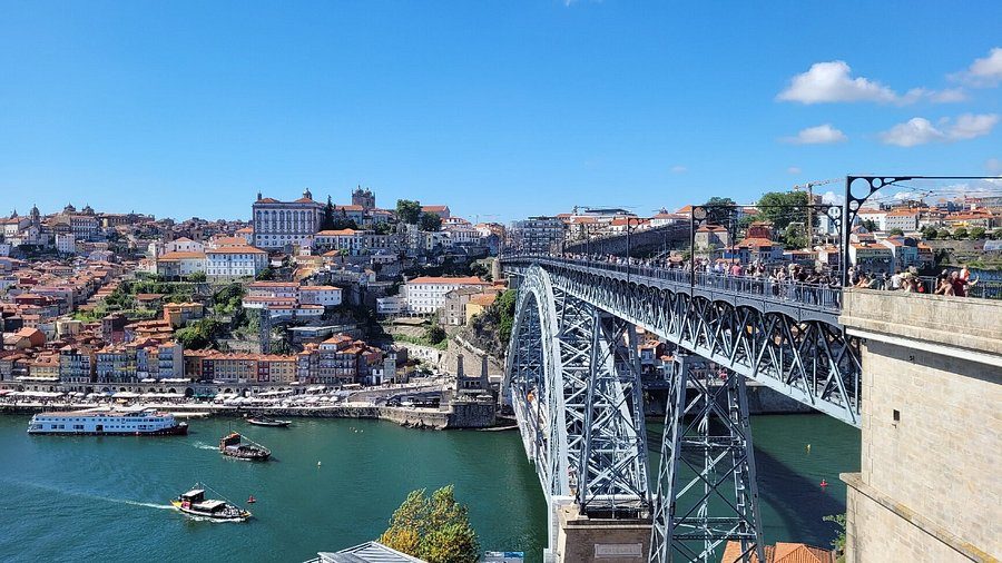 Ribeira Porto Dom Luis I bridge Douro