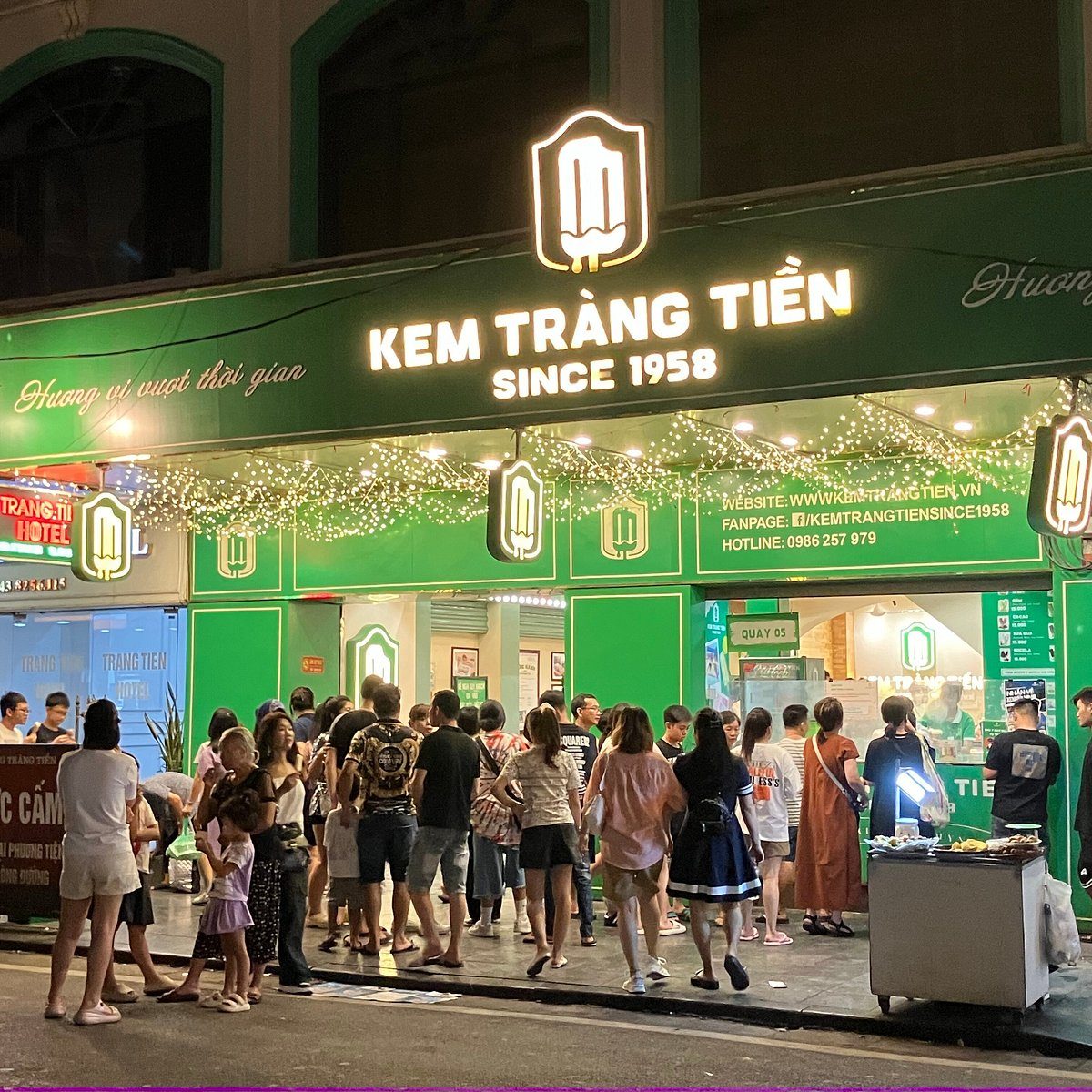 Kem Trang Tiến Hanoi