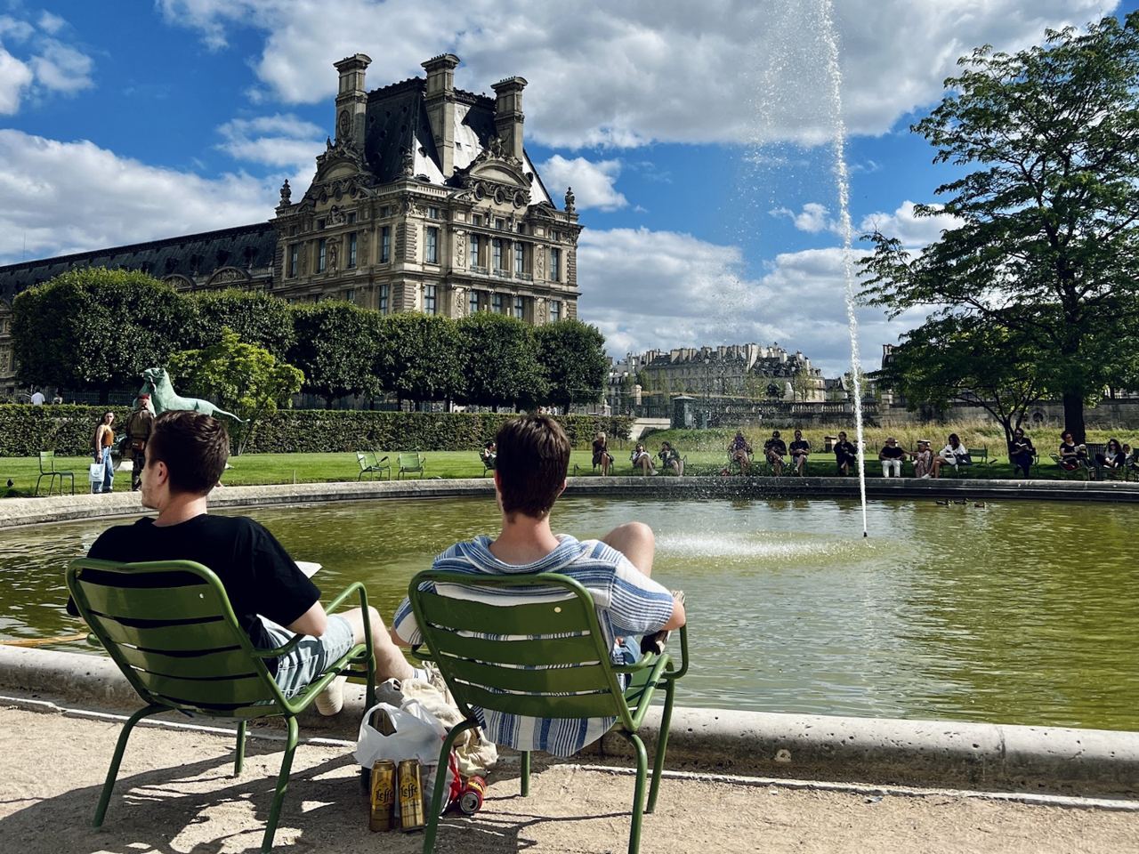Jardin des Tuileries Paris garden pond chairs