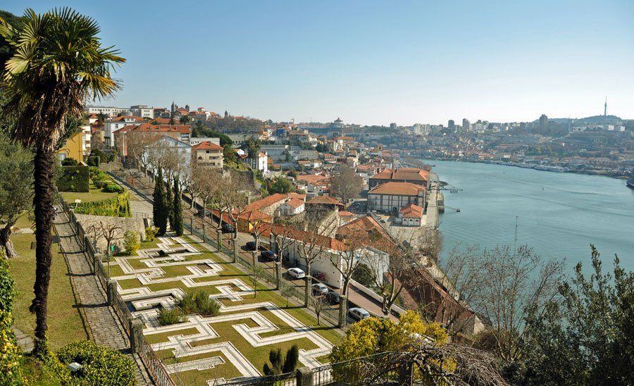 Jardins do Palacio de Cristal Porto terraced gardens over the Douro